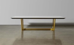 Halo table by Halcon. Sixtysix magazine.