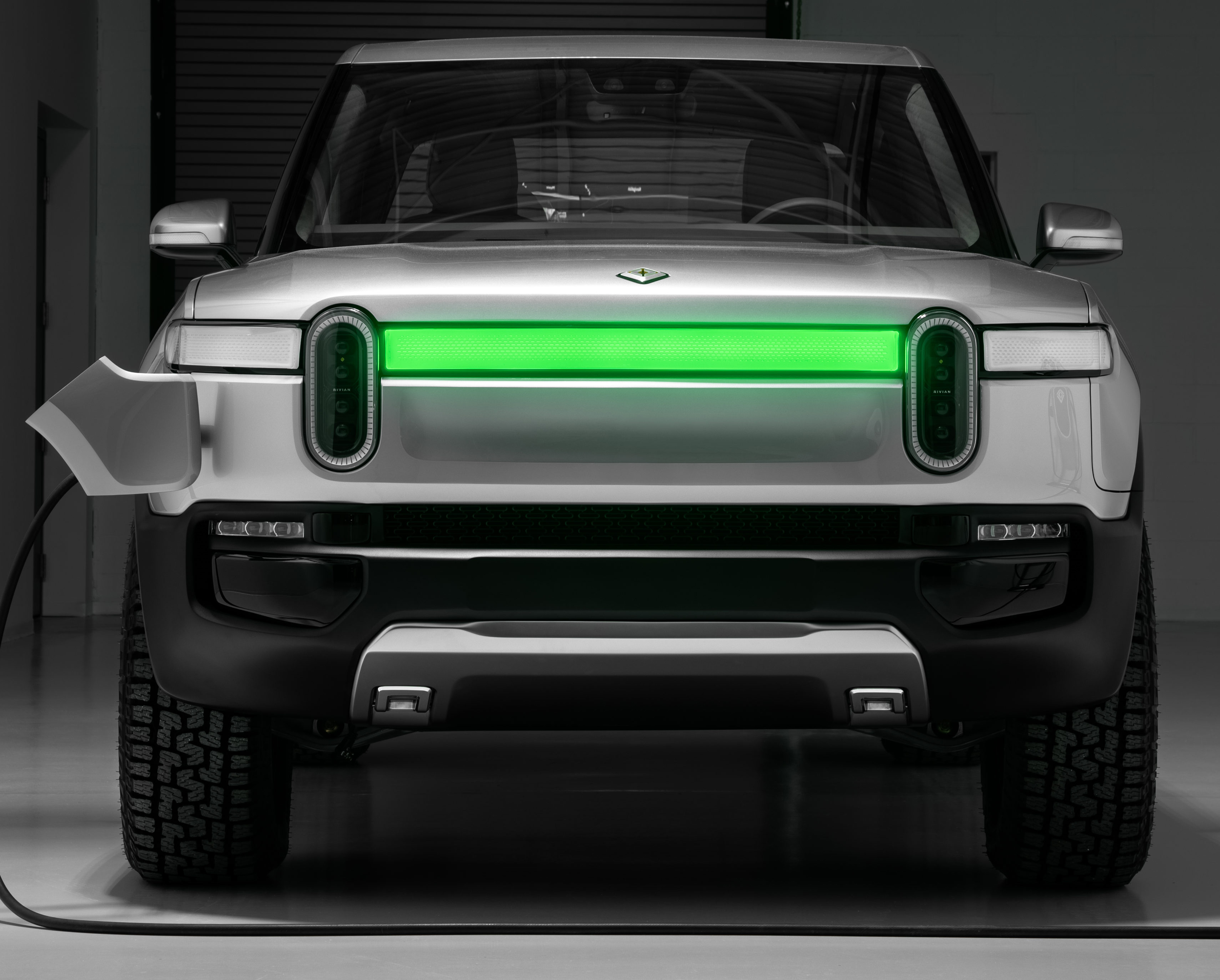 Look Inside Rivian S R1t The All Electric Amazon Backed