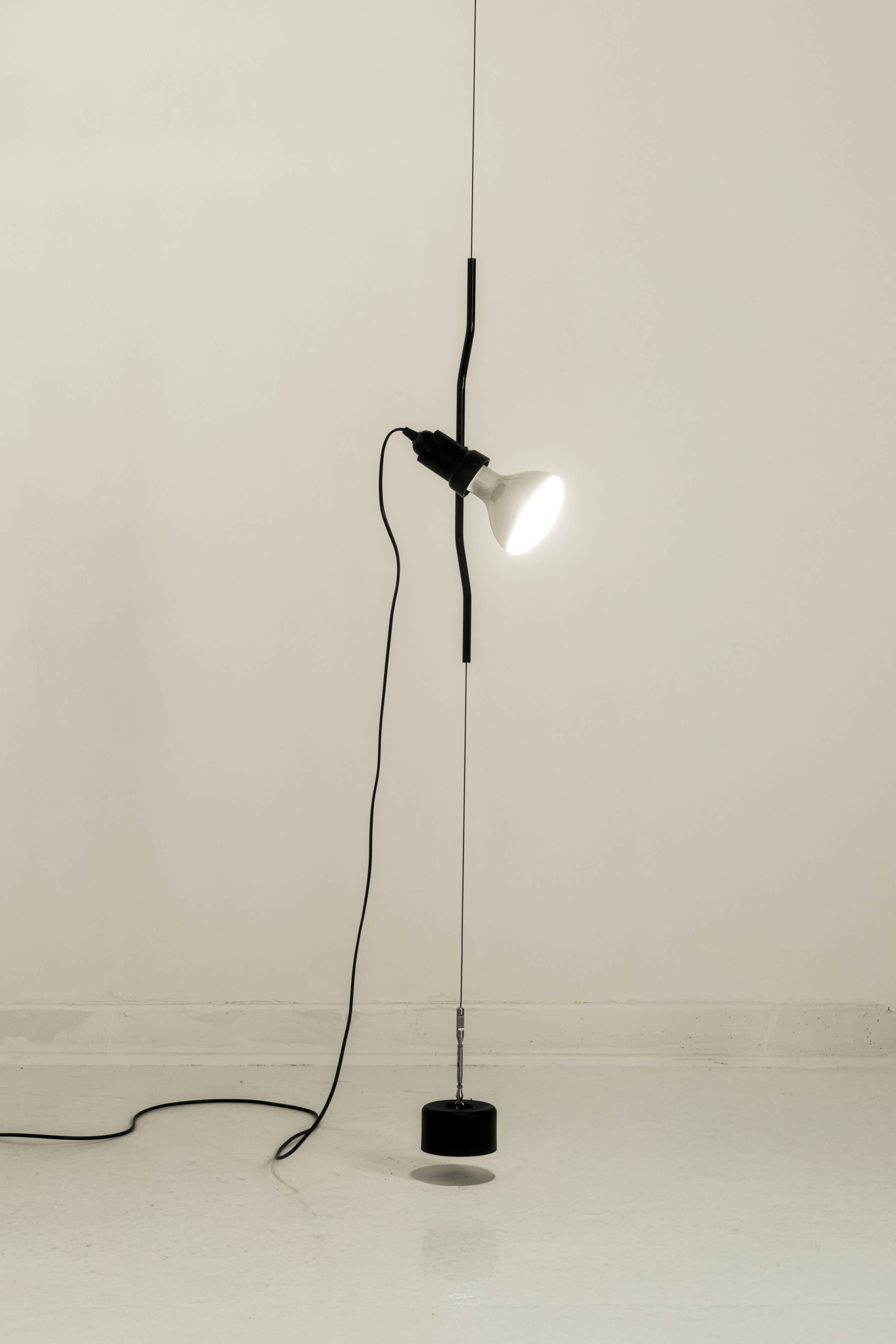 The Parentesi Lamp Does the Most by Doing Less