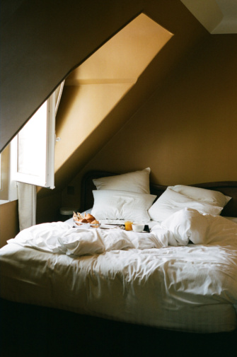 hotel rochechouart bedroom 07
